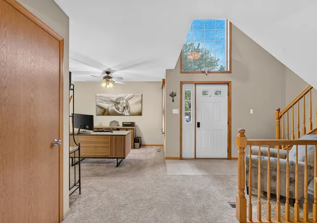 3rd image of 9105 Newcastle Ct, Tinley Park, IL 60487 | MLS# 12716806