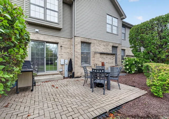 31st image of 9105 Newcastle Ct, Tinley Park, IL 60487 | MLS# 12716806