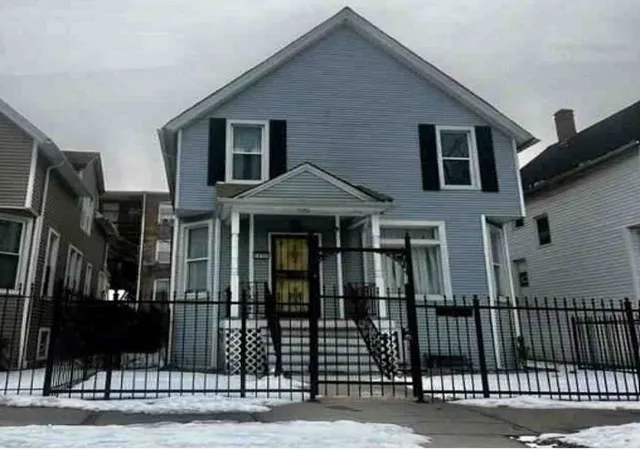 Photo 2 of Single family home for sale at 5816 W Fulton St, Chicago, IL 60644 | MLS# 12716819 | Listing updated on 2026-07-29
