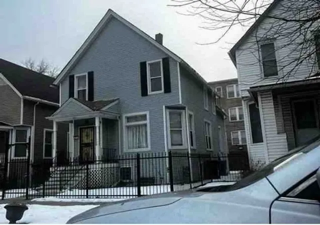 Photo 3 of Single family home for sale at 5816 W Fulton St, Chicago, IL 60644 | MLS# 12716819 | Listing updated on 2026-07-29