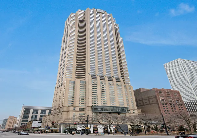 38th image of 800 N Michigan Ave #4201, Chicago, IL 60611 | MLS# 12716841