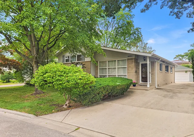 Photo 1 of Single family home for sale at 9431 Karlov Ave, Skokie, IL 60076 | MLS# 12716876 | Listing updated on 2026-10-05