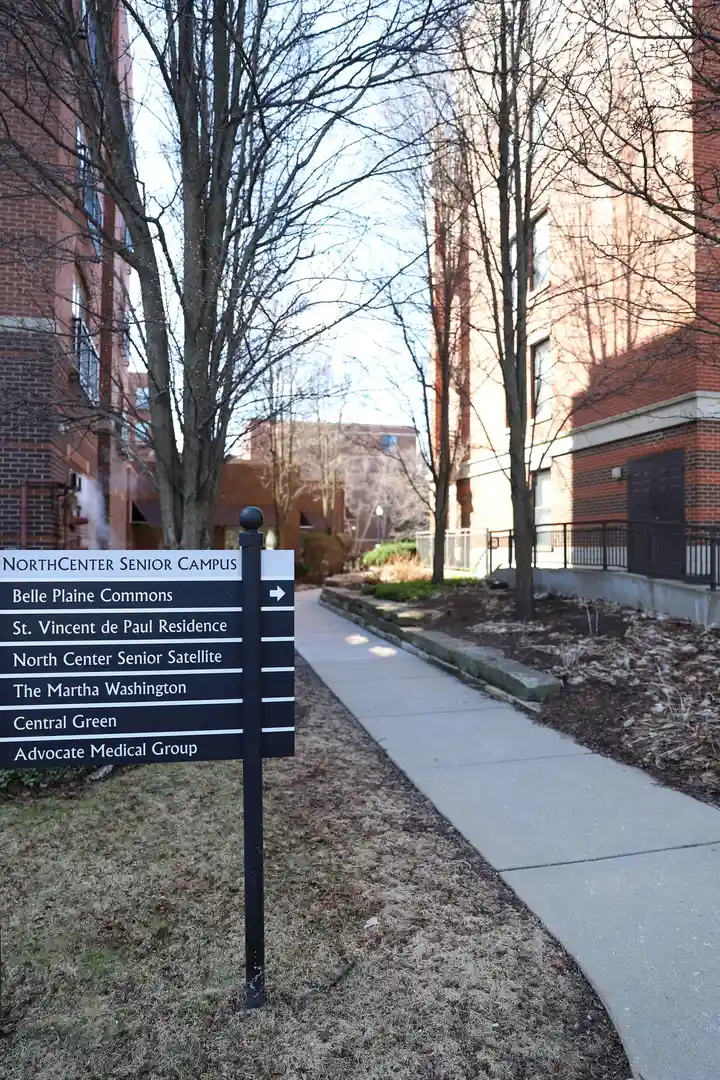 Listing Photo 2 - Condo for sale in 2335 W Belle Plaine Ave located at 2335 W Belle Plaine Ave, Chicago, IL 60618 - Unit #407
