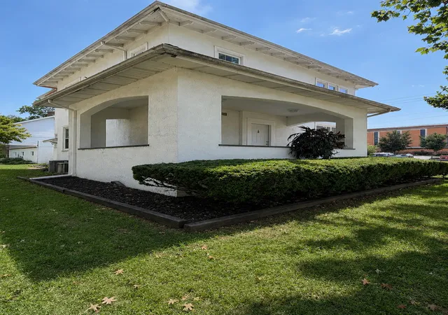 Photo 2 of Multi family home for sale at 601 E Washington St, Bloomington, IL 61701 | MLS# 12716907 | Listing updated on 2026-08-15