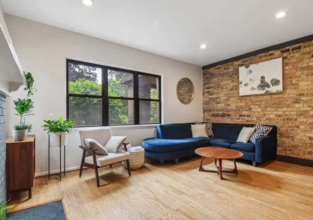 Photo 3 of Condo for sale at 824 Hinman Ave #1N, Evanston, IL 60202 | MLS# 12716929 | Listing updated on 2026-09-16