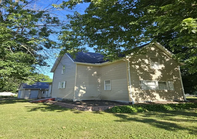 Photo 2 of Single family home for sale at 105 N 7th Street, Cornell, IL 61319 | MLS# 12716989 | Listing updated on 2026-08-05