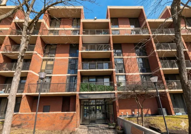 1st image of 3021 S Michigan Ave #510, Chicago, IL 60616 | MLS# 12717033
