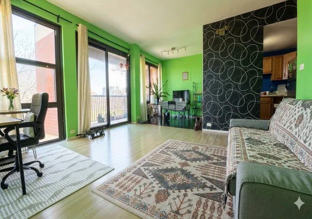 2nd image of 3021 S Michigan Ave #510, Chicago, IL 60616 | MLS# 12717033
