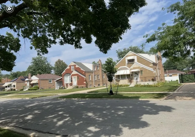 Photo 3 of Single family home for sale at 2536 S 13th Avenue, Broadview, IL 60155 | MLS# 12717091 | Listing updated on 2026-09-29