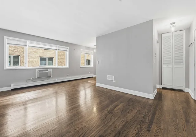 4th image of 426 W Barry Ave #407, Chicago, IL 60657 | MLS# 12717102