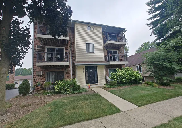 Photo 1 of Condo for sale at 2713 Northcreek Dr #2204, Woodridge, IL 60517 | MLS# 12717110 | Listing updated on 2026-10-07