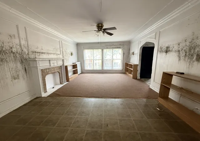 2nd image of 7015 S Paxton Ave #101, Chicago, IL 60649 | MLS# 12717118