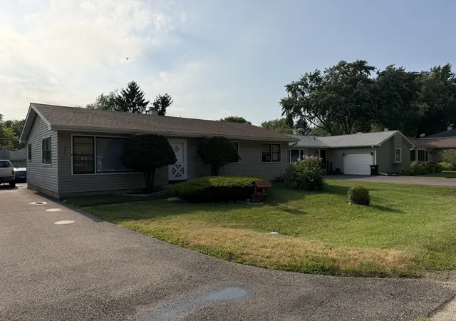 15th image of 5507 Burwood Rd, Oakwood Hills, IL 60013 | MLS# 12717120