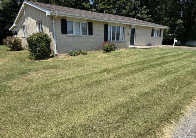Photo 1 of Single family home for sale at 501 Broadway St, Metropolis, IL 62960 | MLS# 12717122 | Listing updated on 2026-08-31