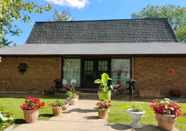 Photo 1 of Single family home for sale at 2515 W Atlantic Ave, Waukegan, IL 60085 | MLS# 12717155 | Listing updated on 2026-09-02