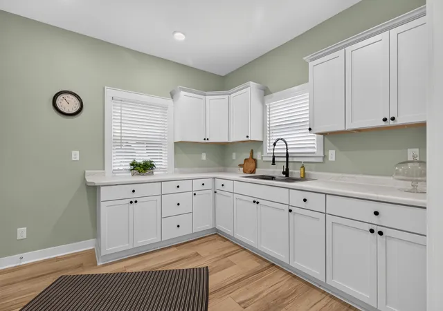 Photo 4 of Single family home for sale at 127 W Moore St, Ottawa, IL 61350 | MLS# 12717278 | Listing updated on 2026-10-07