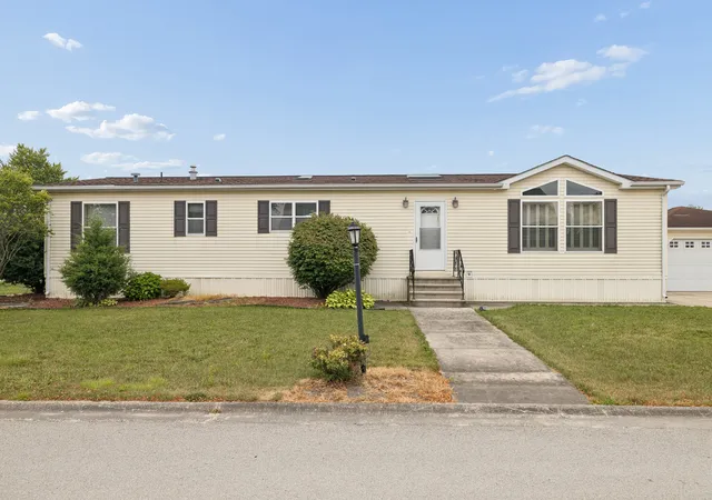 Photo 1 of Manufactured home for sale at 22924 S Pine Valley Dr, Frankfort, IL 60423 | MLS# 12717288 | Listing updated on 2026-08-31