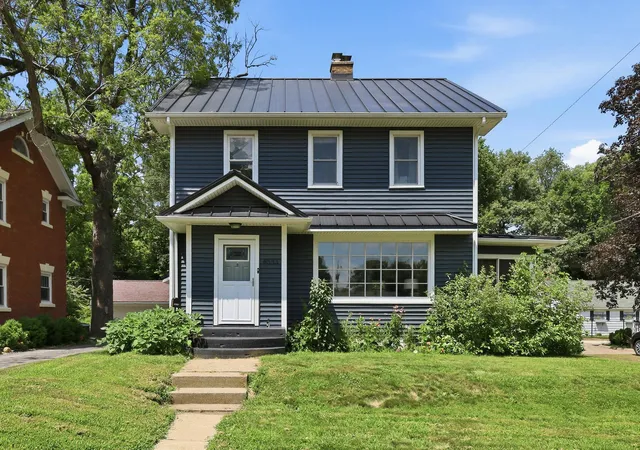 1st image of 4533 13th Ave, Rock Island, IL 61201 | MLS# 12717309