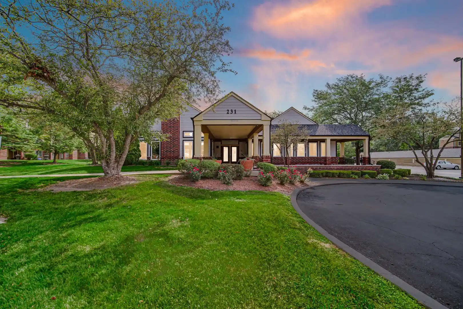 Listing Photo 21 - Condo for sale in 213 Glengarry Dr located at 213 Glengarry Dr, Bloomingdale, IL 60108 - Unit #211