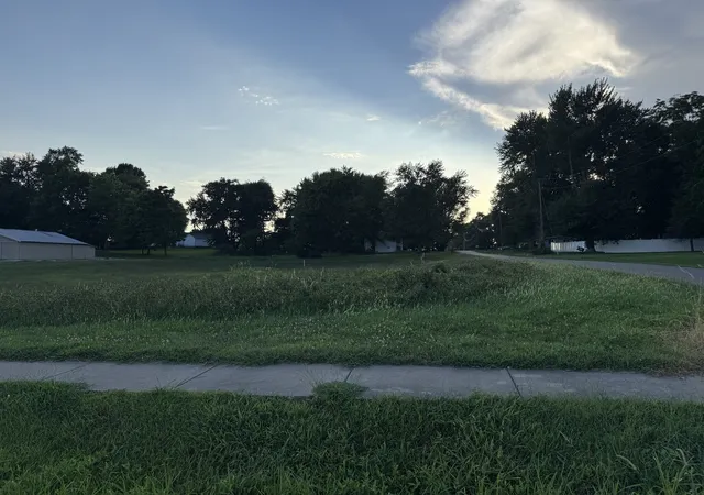 Photo 3 of Land for sale at 409 N Main (lot Only) St, Payson, IL 62360 | MLS# 12717332 | Listing updated on 2026-08-05