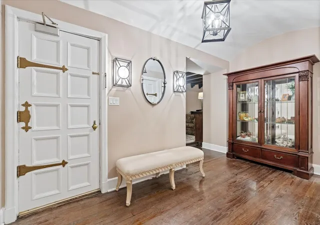 Listing Photo 5 - Condo for sale in building located at 1320 N State Pkwy, Chicago, IL 60610 - Unit #1A