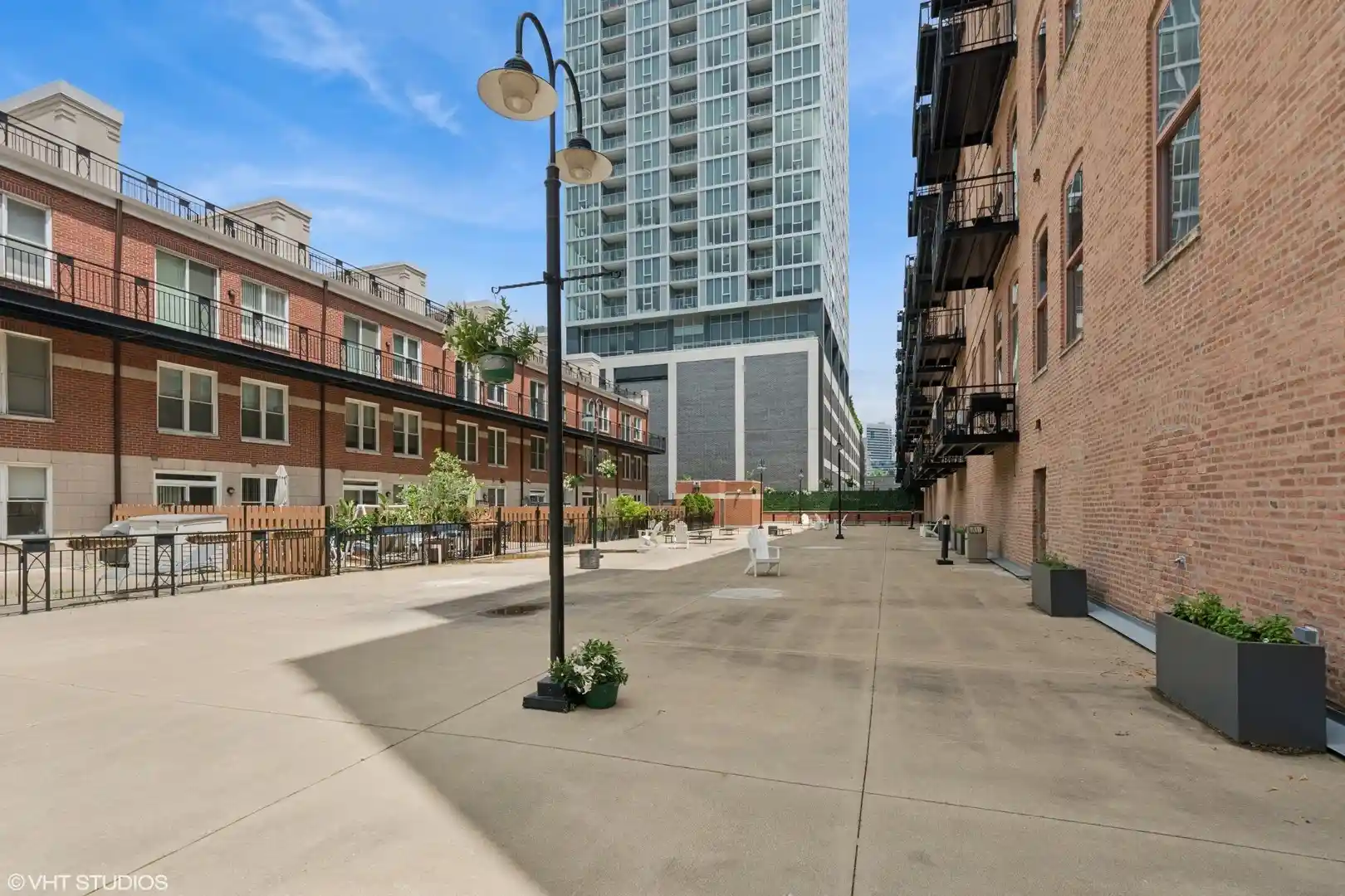 Listing Photo 27 - Condo for sale in 360 W Illinois St located at 360 W Illinois St, Chicago, IL 60654 - Unit #1F