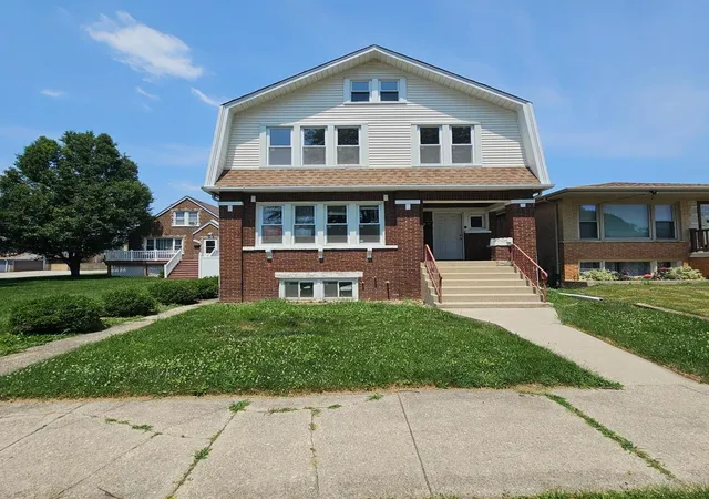 1st image of 2626 W 96th Pl, Evergreen Park, IL 60805 | MLS# 12717374