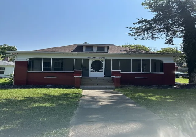 Photo 1 of Sale Pending at 224 Division St S, Duquoin, IL 62832 | MLS# 12717391 | Listing updated on 2026-08-30