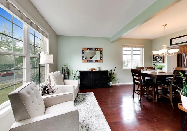 Photo 4 of Sale Pending at 833 Briarcliff Dr, Minooka, IL 60447 | MLS# 12717413 | Listing updated on 2026-09-05