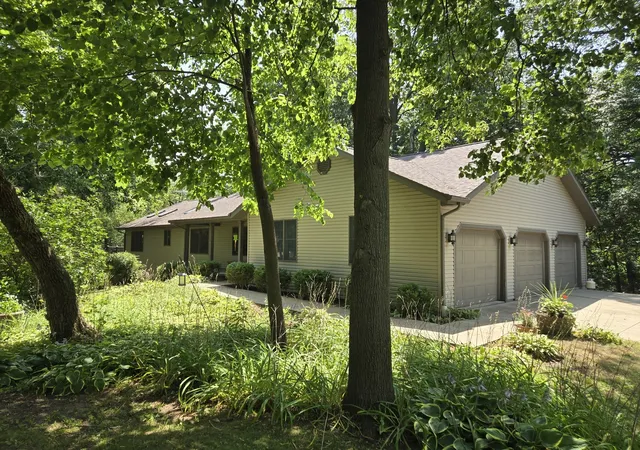 2nd image of 5931 S Bogey Dr, Polo, IL 61064 | MLS# 12717416