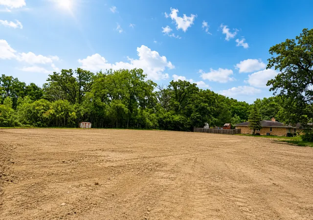 Photo 1 of Land for sale at 399 S Wood Dale Rd, Wood Dale, IL 60191 | MLS# 12717430 | Listing updated on 2026-08-03