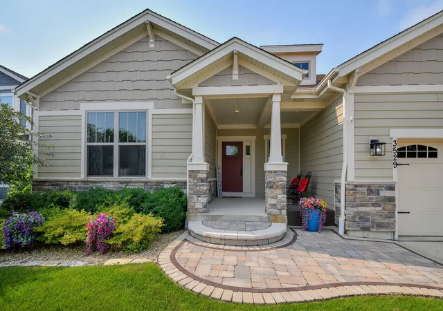 Photo 2 of Single family home for sale at 3529 Gallant Fox Dr, Elgin, IL 60124 | MLS# 12717469 | Listing updated on 2026-08-10