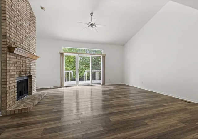 Listing Photo 4 - Condo for sale in building located at 2947 Troon Ct, Rockford, IL 61114 - Unit #0