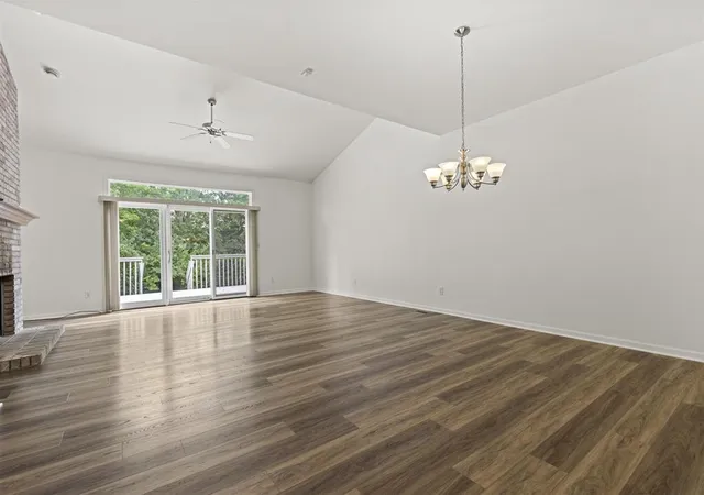 Listing Photo 5 - Condo for sale in building located at 2947 Troon Ct, Rockford, IL 61114 - Unit #0