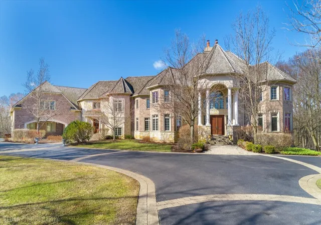 Photo 3 of Single family home for sale at 414 Dana Ln, Barrington Hills, IL 60010 | MLS# 12717524 | Listing updated on 2026-08-03