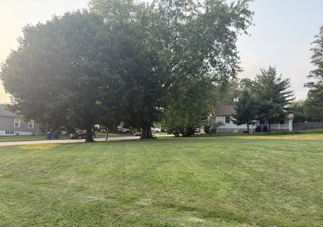 3rd image of 109 4th St, Lasalle, IL 61301 | MLS# 12717595