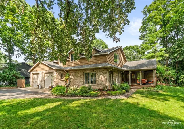 Photo 2 of Single family home for sale at 20737 Rock Run Dr, Joliet, IL 60431 | MLS# 12717612 | Listing updated on 2026-09-04
