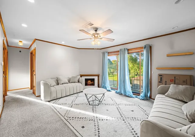 Photo 4 of Condo for sale at 2501 26th Court Ave #1J, Rock Island, IL 61201 | MLS# 12717618 | Listing updated on 2026-10-23