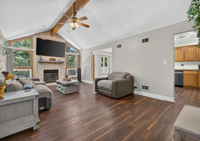 Photo 3 of Single family home for sale at 442 W Anndon Dr, Braidwood, IL 60408 | MLS# 12717630 | Listing updated on 2026-08-07