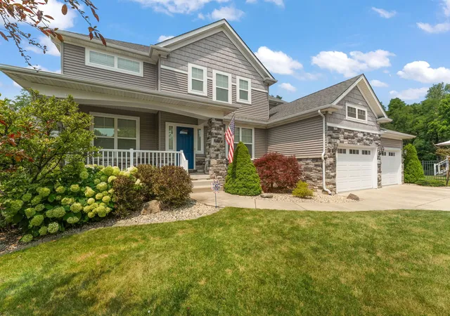 Photo 1 of Single family home for sale at 98 Muirfield Dr, Valparaiso, IN 46385 | MLS# 12717693 | Listing updated on 2026-08-03