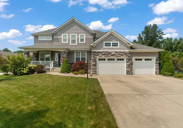 Photo 2 of Single family home for sale at 98 Muirfield Dr, Valparaiso, IN 46385 | MLS# 12717693 | Listing updated on 2026-08-03