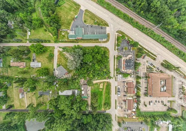 2nd image of 1000 South Rd, Fox River Grove, IL 60021 | MLS# 12717767