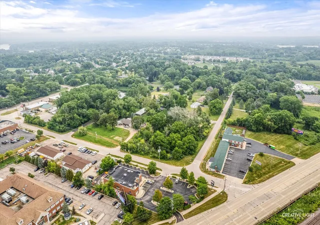 7th image of 1000 South Rd, Fox River Grove, IL 60021 | MLS# 12717767