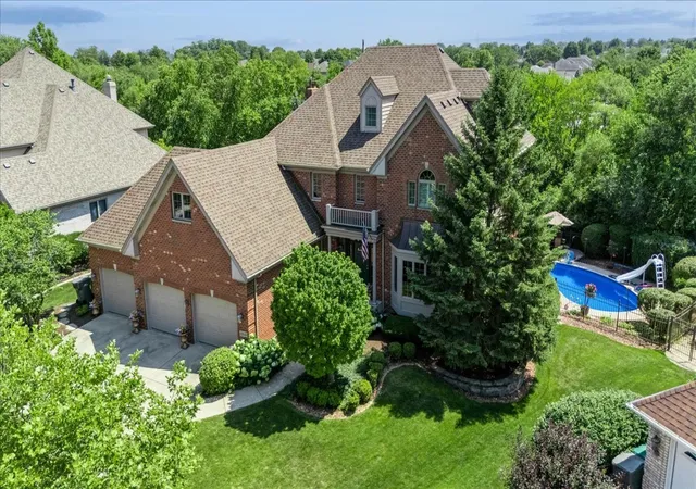 Photo 1 of Single family home for sale at 10949 Fawn Trl Dr, Orland Park, IL 60467 | MLS# 12717787 | Listing updated on 2026-08-26