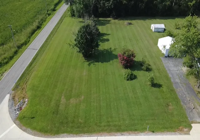 Photo 3 of Land for sale at 0 Ina Ave, Ina, IL 62846 | MLS# 12717794 | Listing updated on 2026-09-15