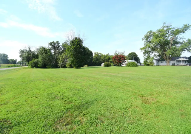 Photo 4 of Land for sale at 0 Ina Ave, Ina, IL 62846 | MLS# 12717794 | Listing updated on 2026-09-15