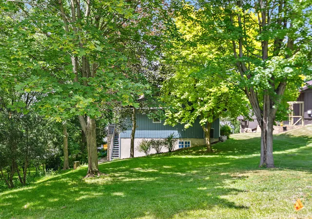 Photo 30 of Single family home for sale at 2 Summit Ave, East Dundee, IL 60118 | MLS# 12717810 | Listing updated on 2026-09-12