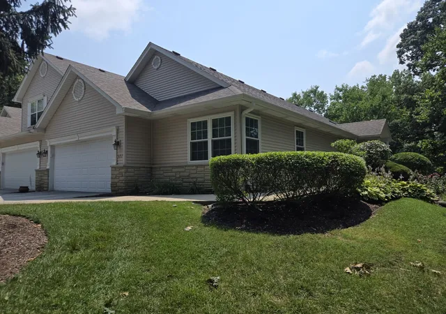 image of 927 Treeline Ct, Lockport, IL 60441 | MLS# 12717856