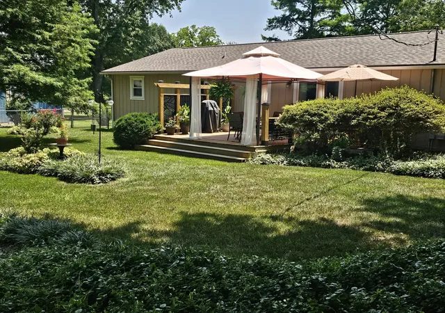Photo 3 of Single family home for sale at 100 Cherry Dr, Mt Vernon, IL 62864 | MLS# 12717859 | Listing updated on 2026-10-02