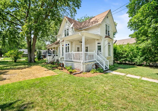 Photo 2 of Sale Pending at 300 N 4th Street, Oregon, IL 61061 | MLS# 12717888 | Listing updated on 2026-09-08